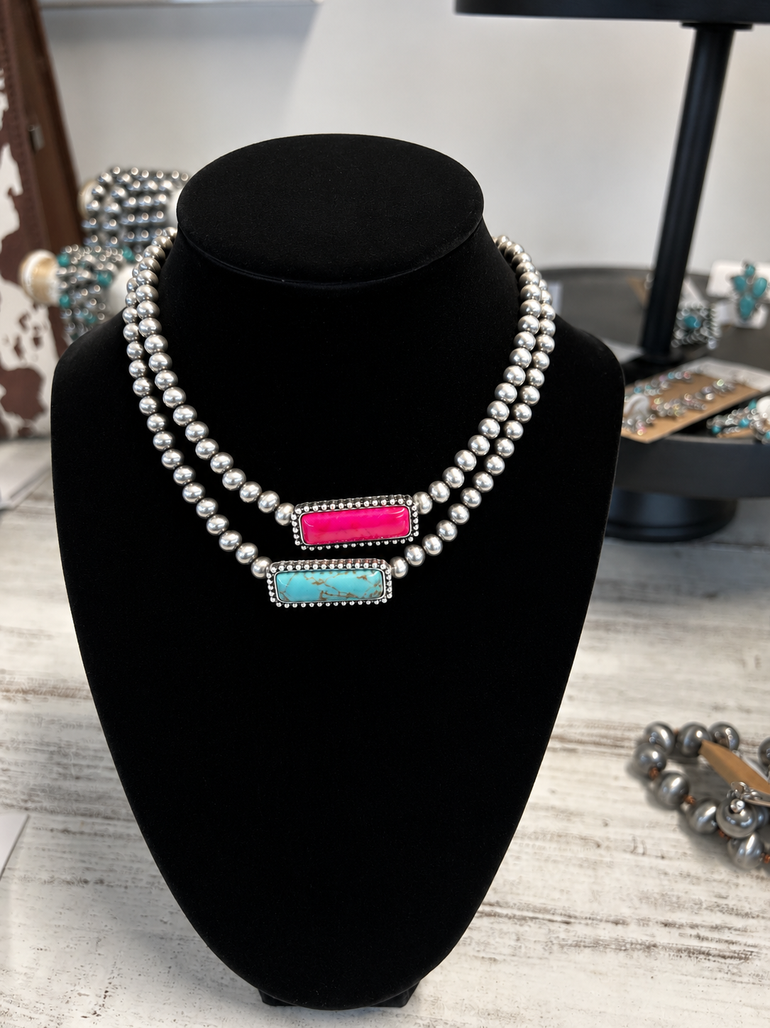 Western Bar Stone Choker