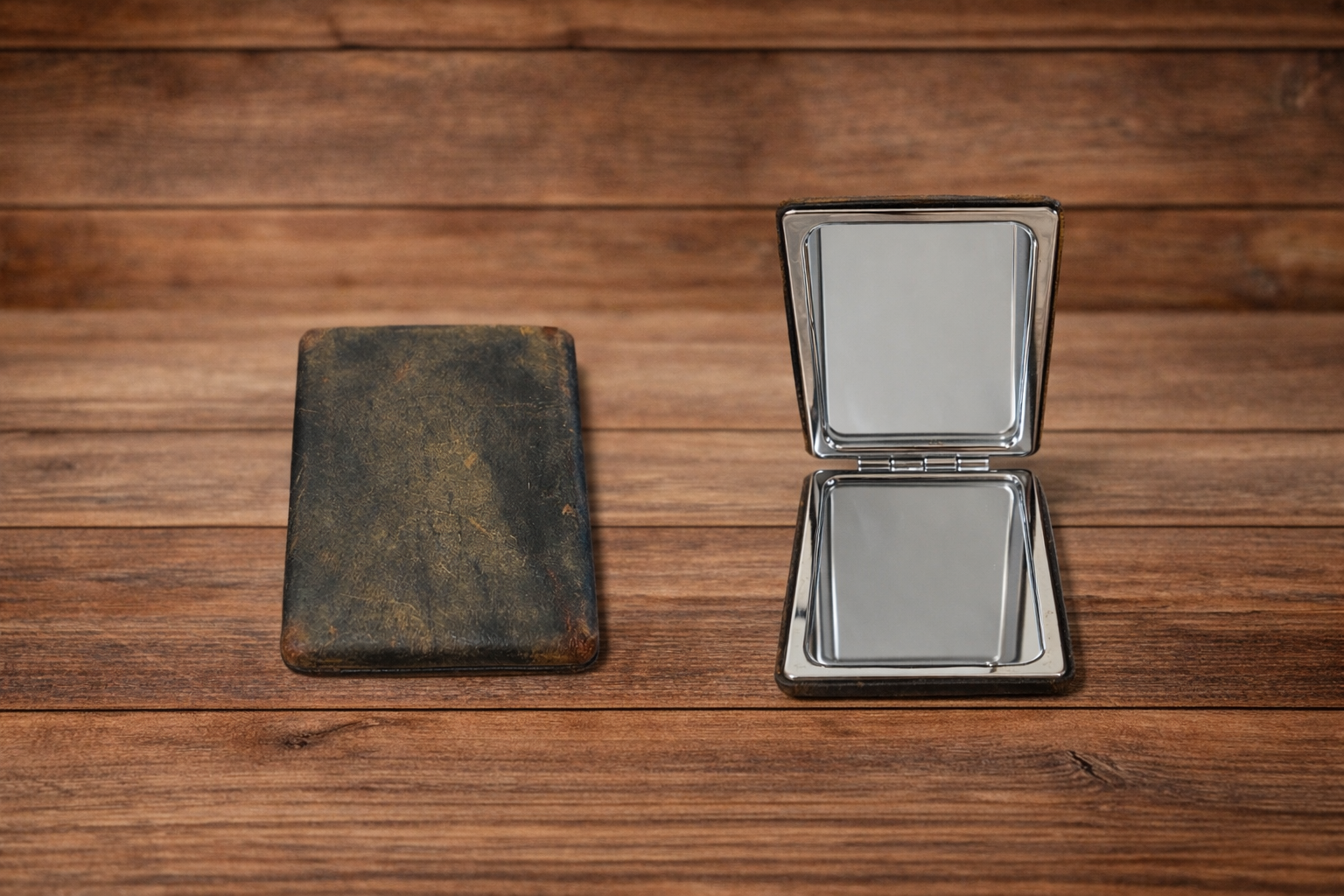 Myra Leather Compact Mirror