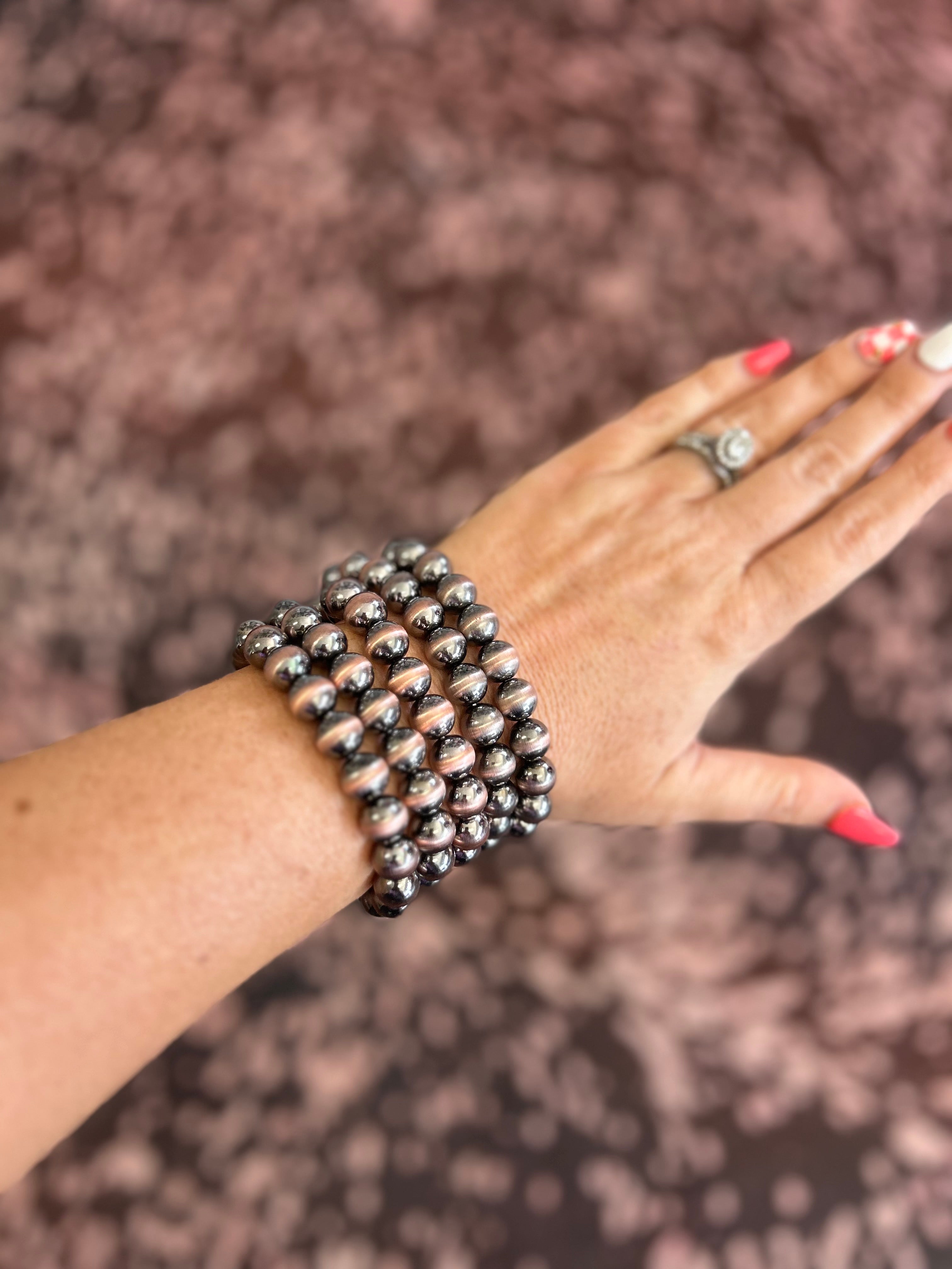Navajo Pearl 5 Stackable Bracelet