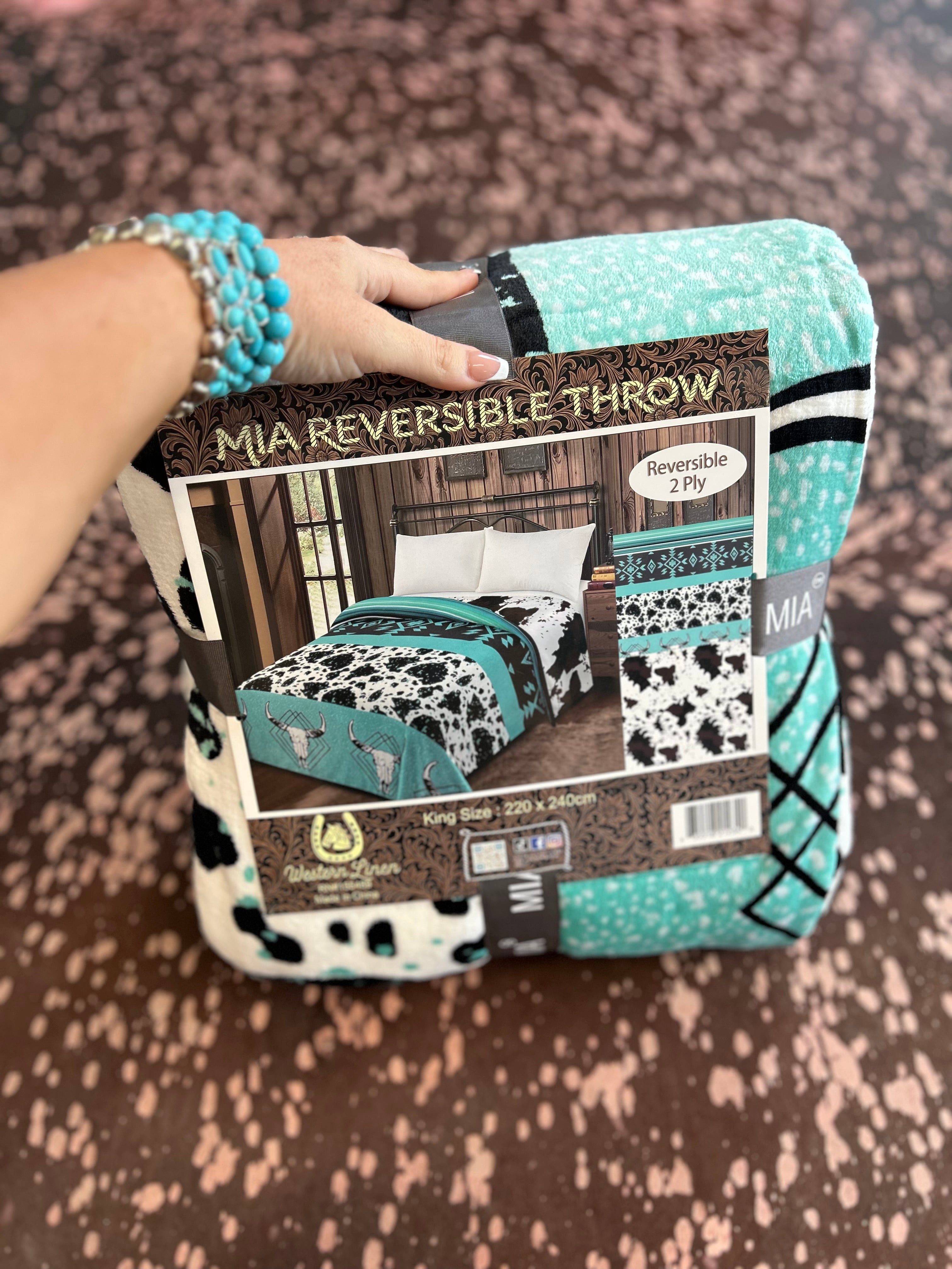 Reversible King Mia Blanket - Turq Cowprint