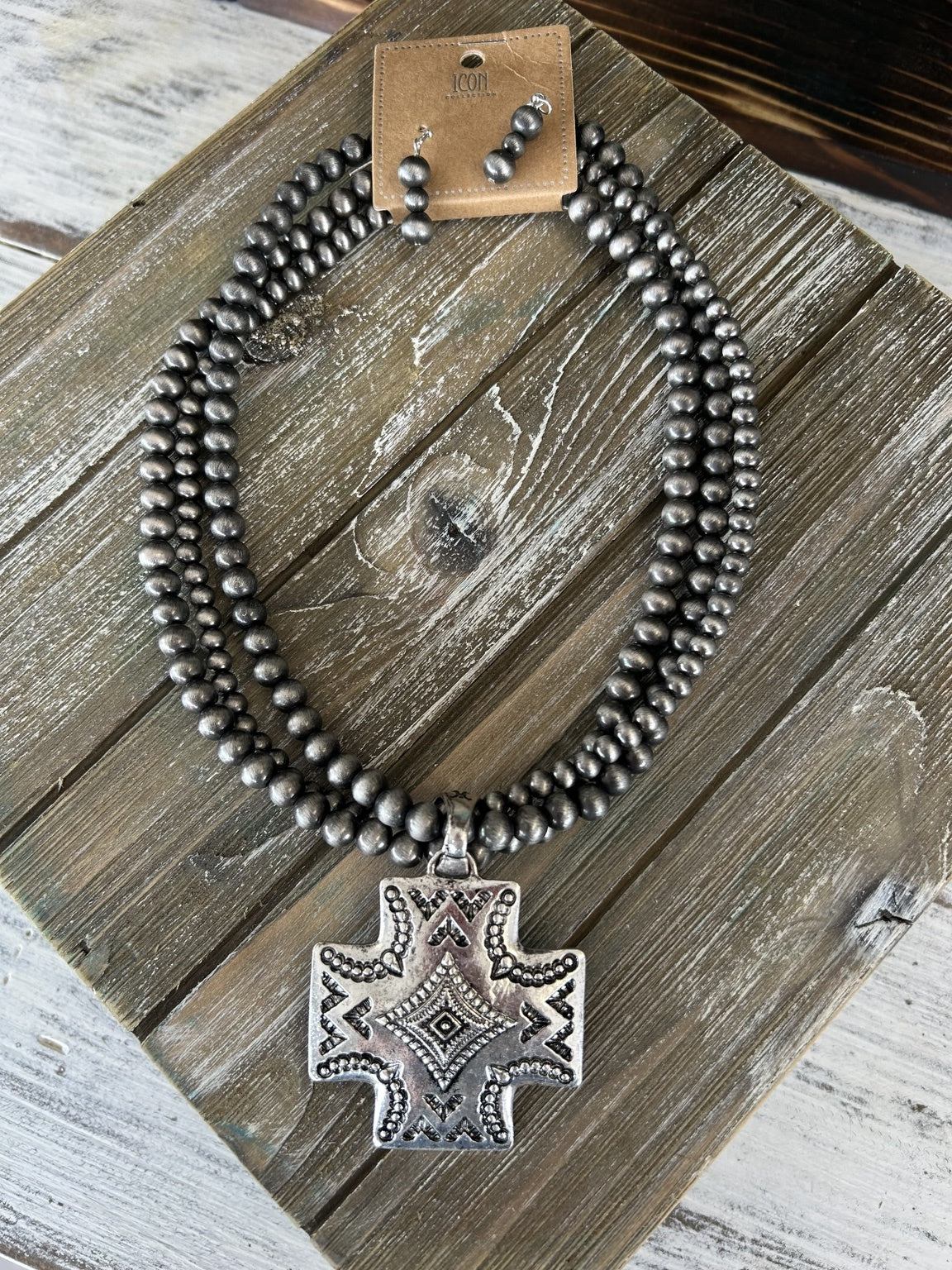 Desert Faith Silver Cross Necklace Set